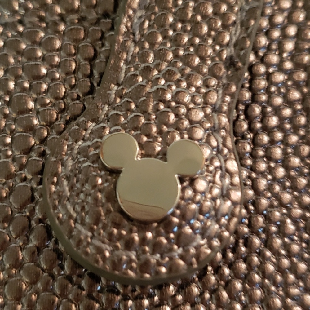 Authentic Disney ticket/pass/card holder - Picture 6 of 6